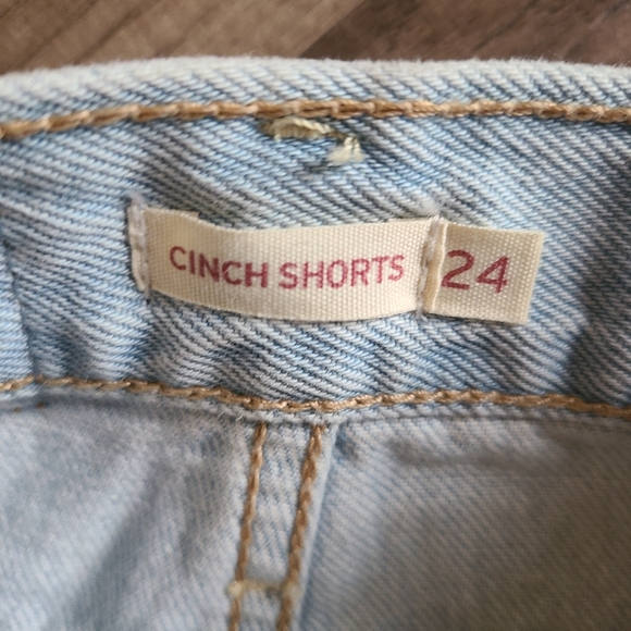 LEVI'S Light Blue Denim Cinch Mid-Thigh Shorts - Picture 4 of 4